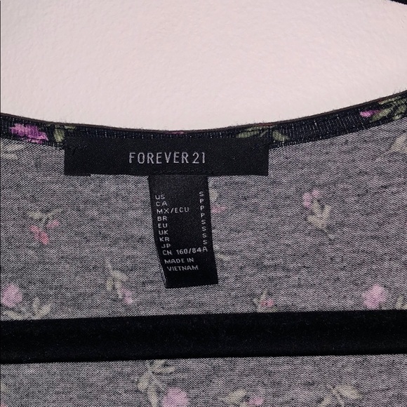 Black Floral V-Neck summer Dress - Picture 5 of 5